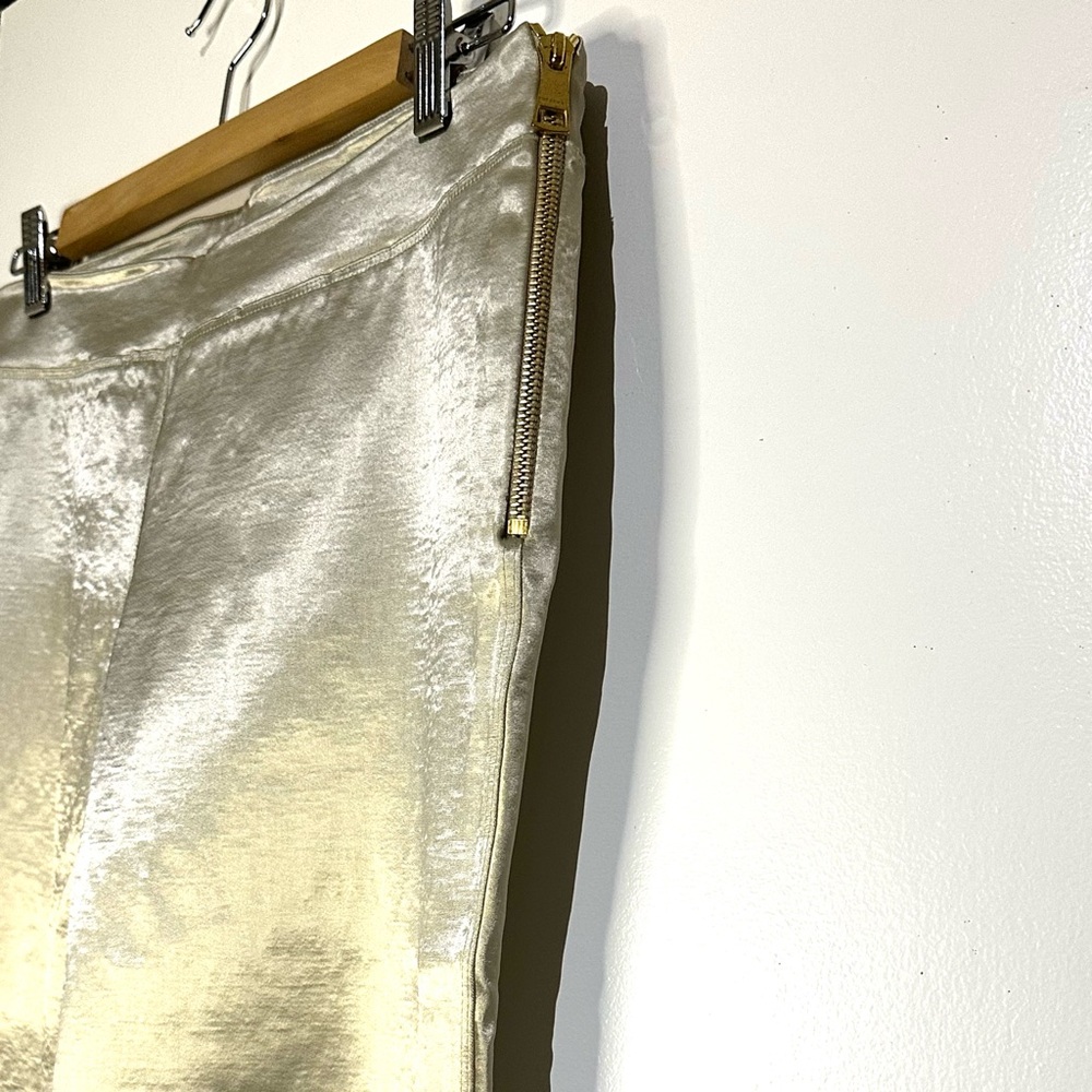 Burberry Gold Satin Women Skinny pant with zip ankle *RARE find* Prorsum NWT - Picture 4 of 6